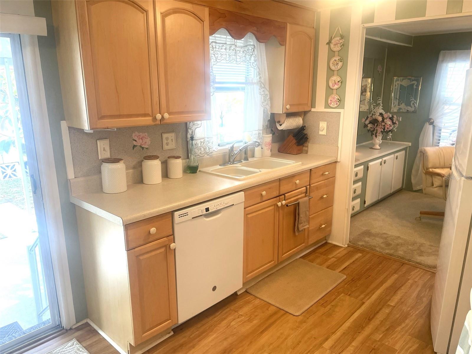 727 BLACKBURN BLVD, NORTH PORT, FL, 34287