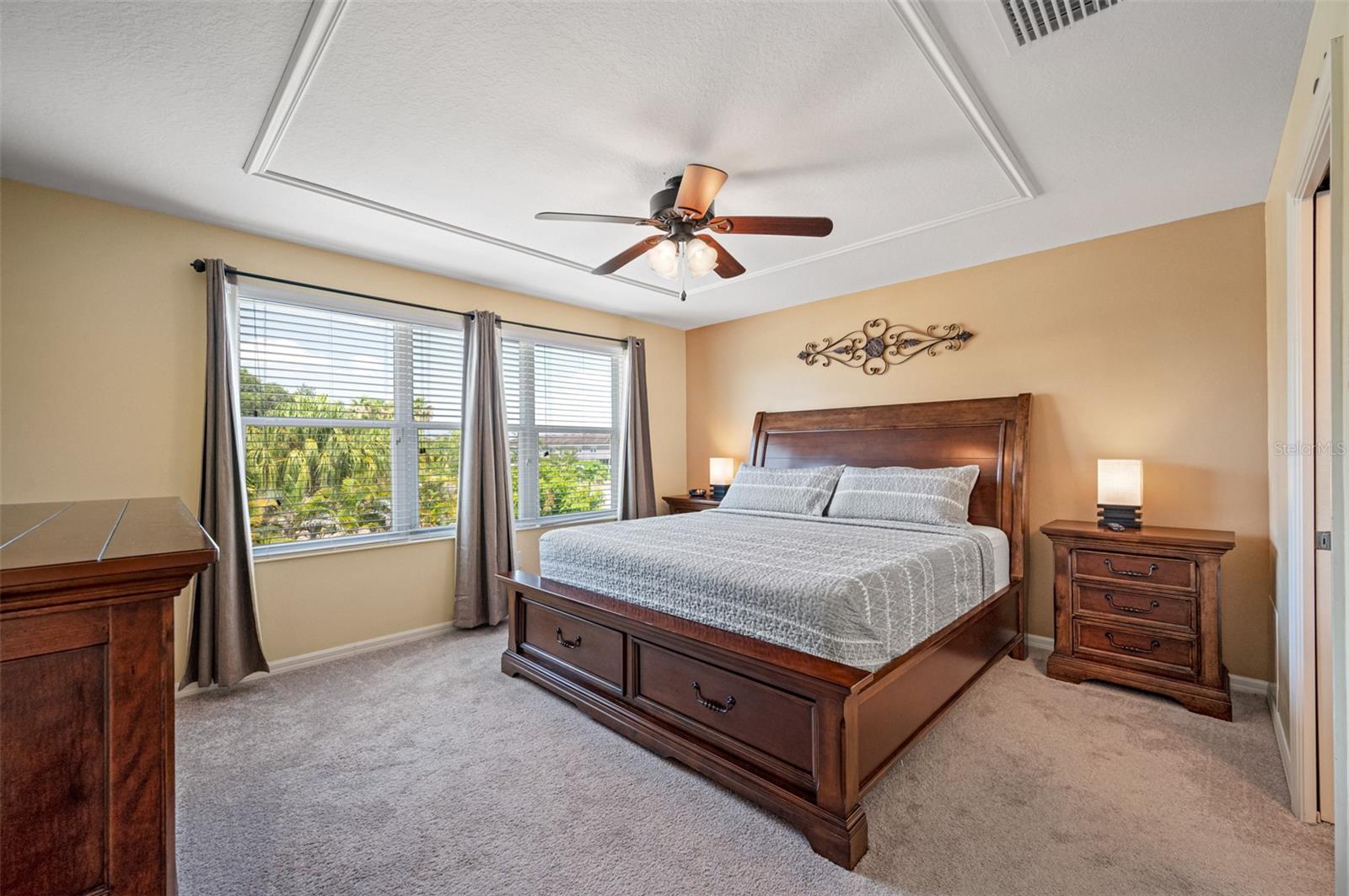 8315 ROUND LEAF LN, RIVERVIEW, FL, 33578