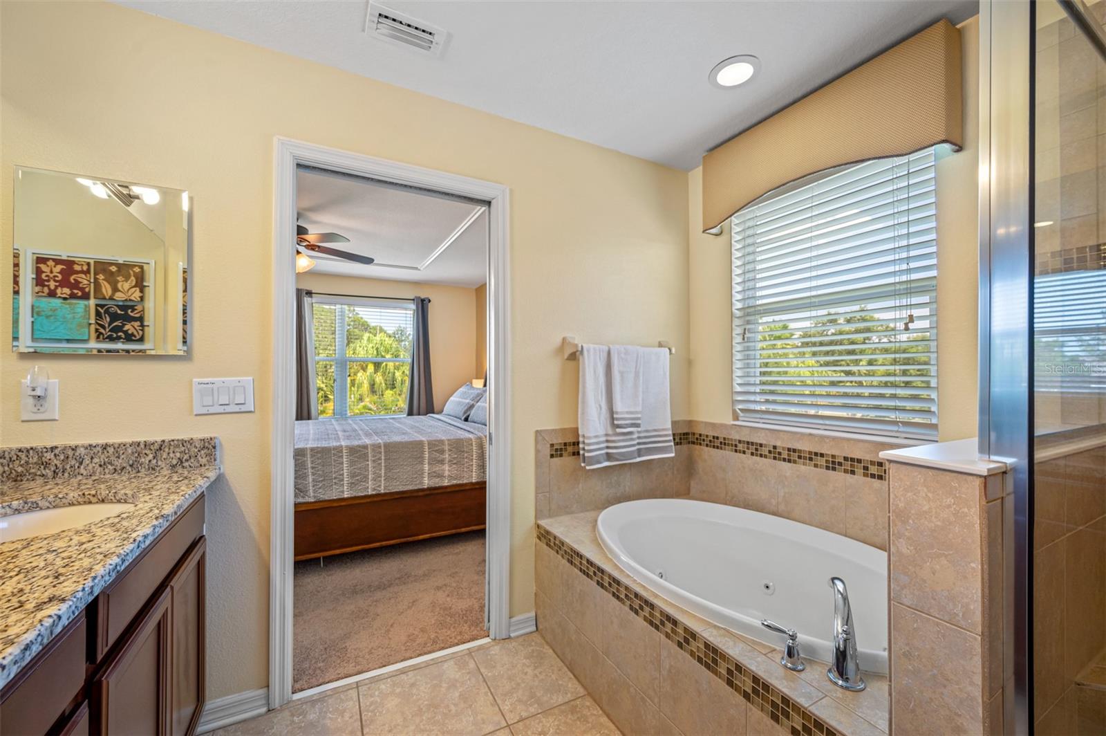 8315 ROUND LEAF LN, RIVERVIEW, FL, 33578