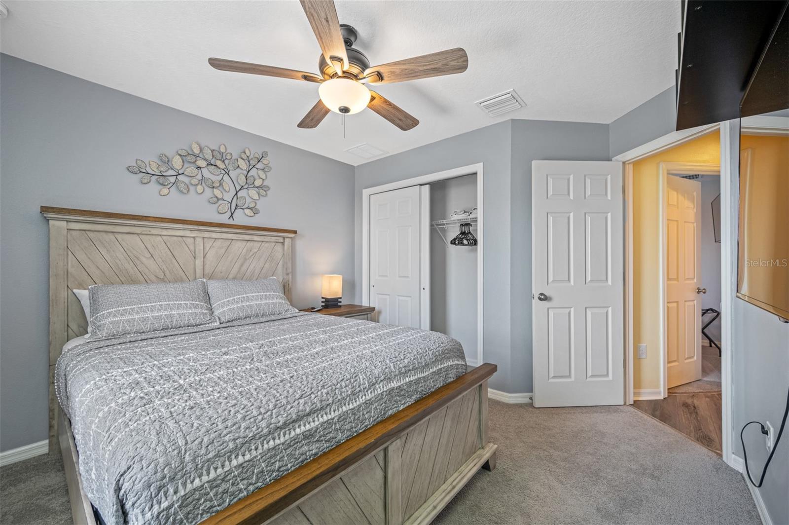 8315 ROUND LEAF LN, RIVERVIEW, FL, 33578