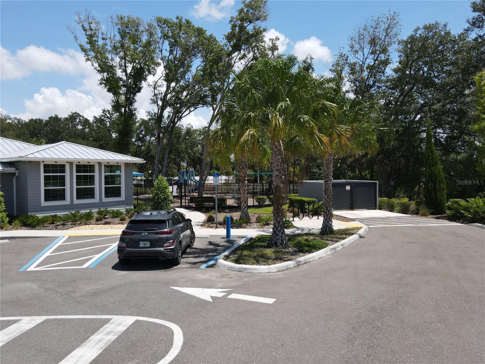 8315 ROUND LEAF LN, RIVERVIEW, FL, 33578