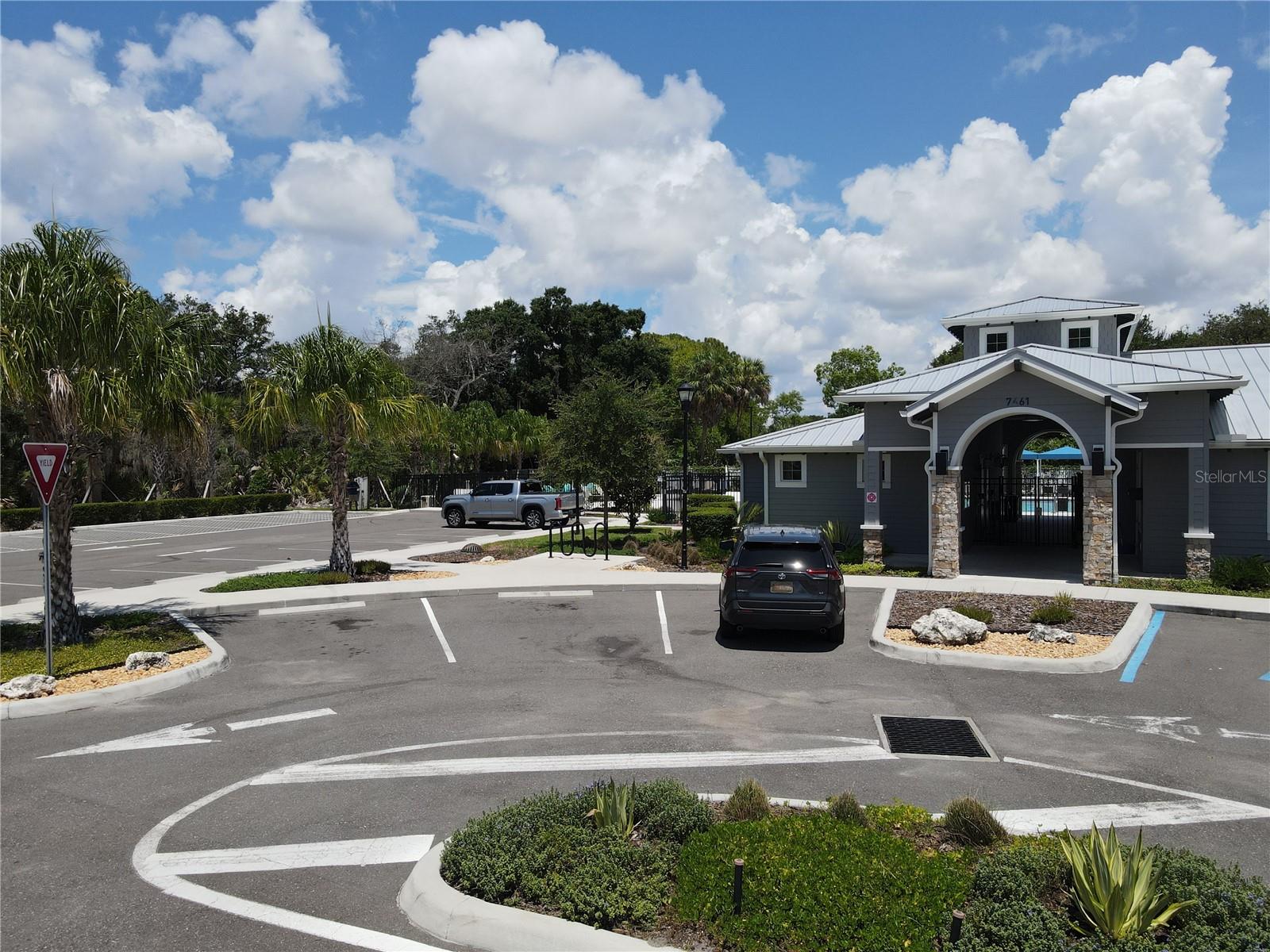 8315 ROUND LEAF LN, RIVERVIEW, FL, 33578