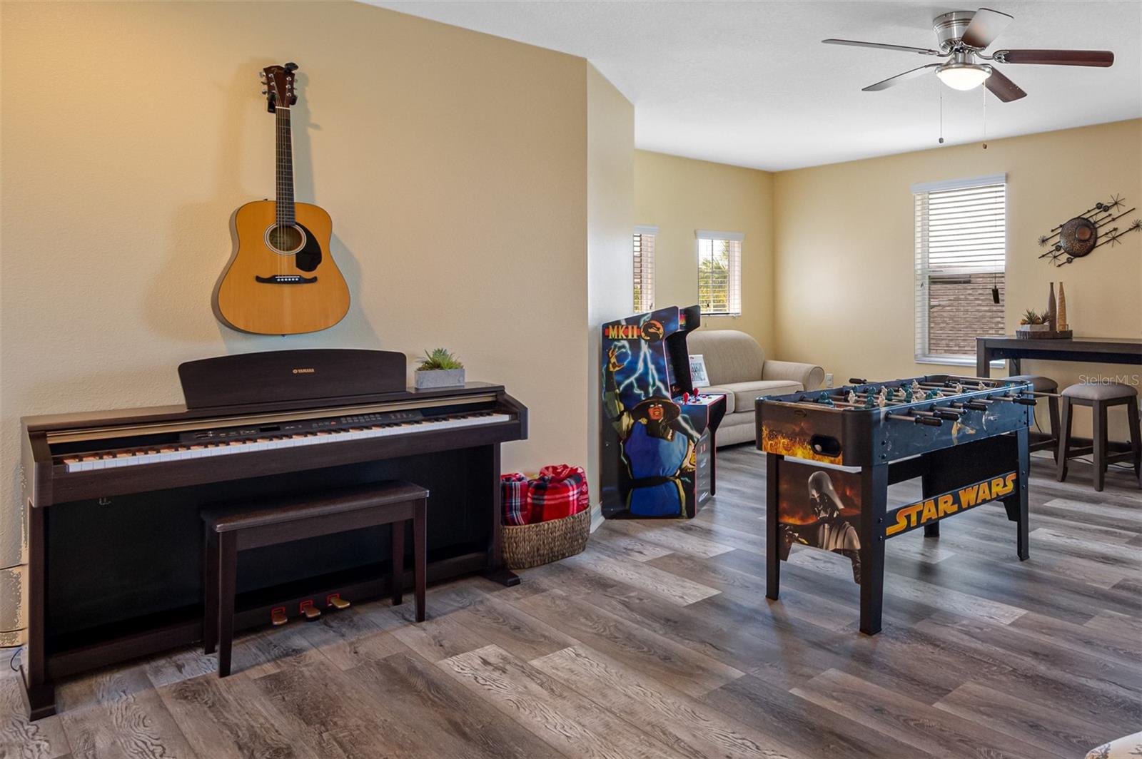 8315 ROUND LEAF LN, RIVERVIEW, FL, 33578