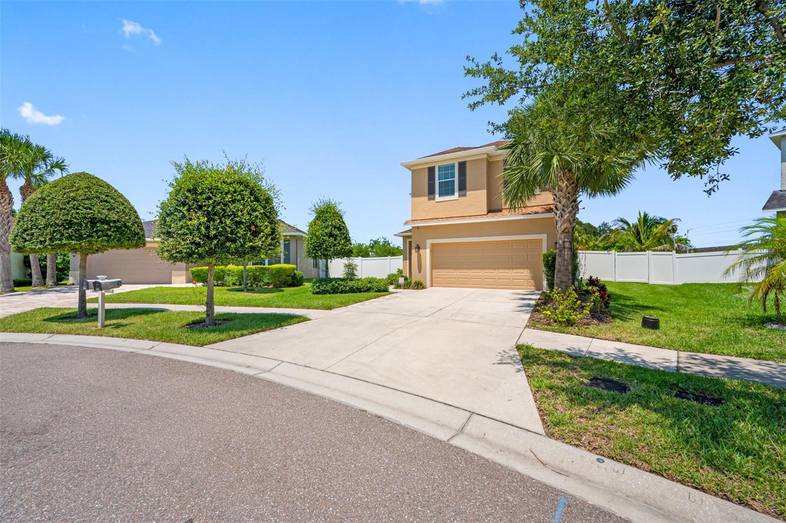 8315 ROUND LEAF LN, RIVERVIEW, FL, 33578