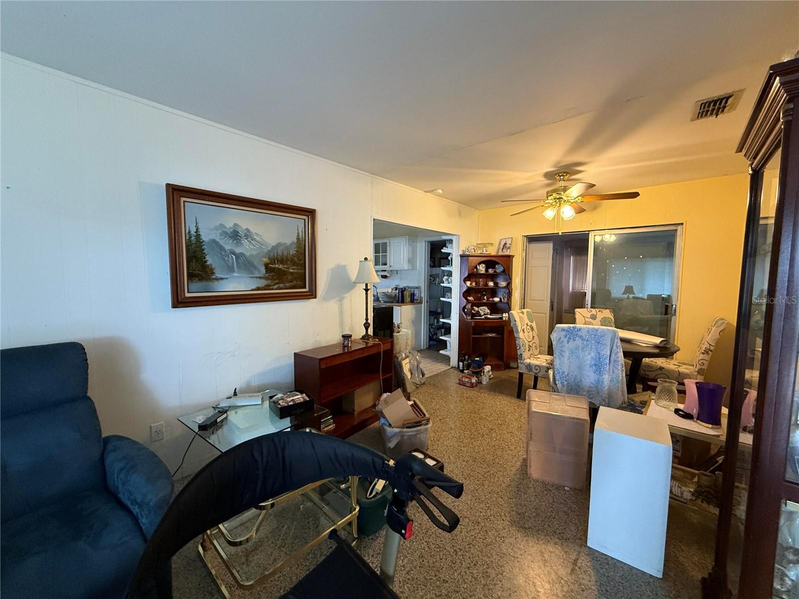 6002 TOWN N COUNTRY BLVD, TAMPA, FL, 33615