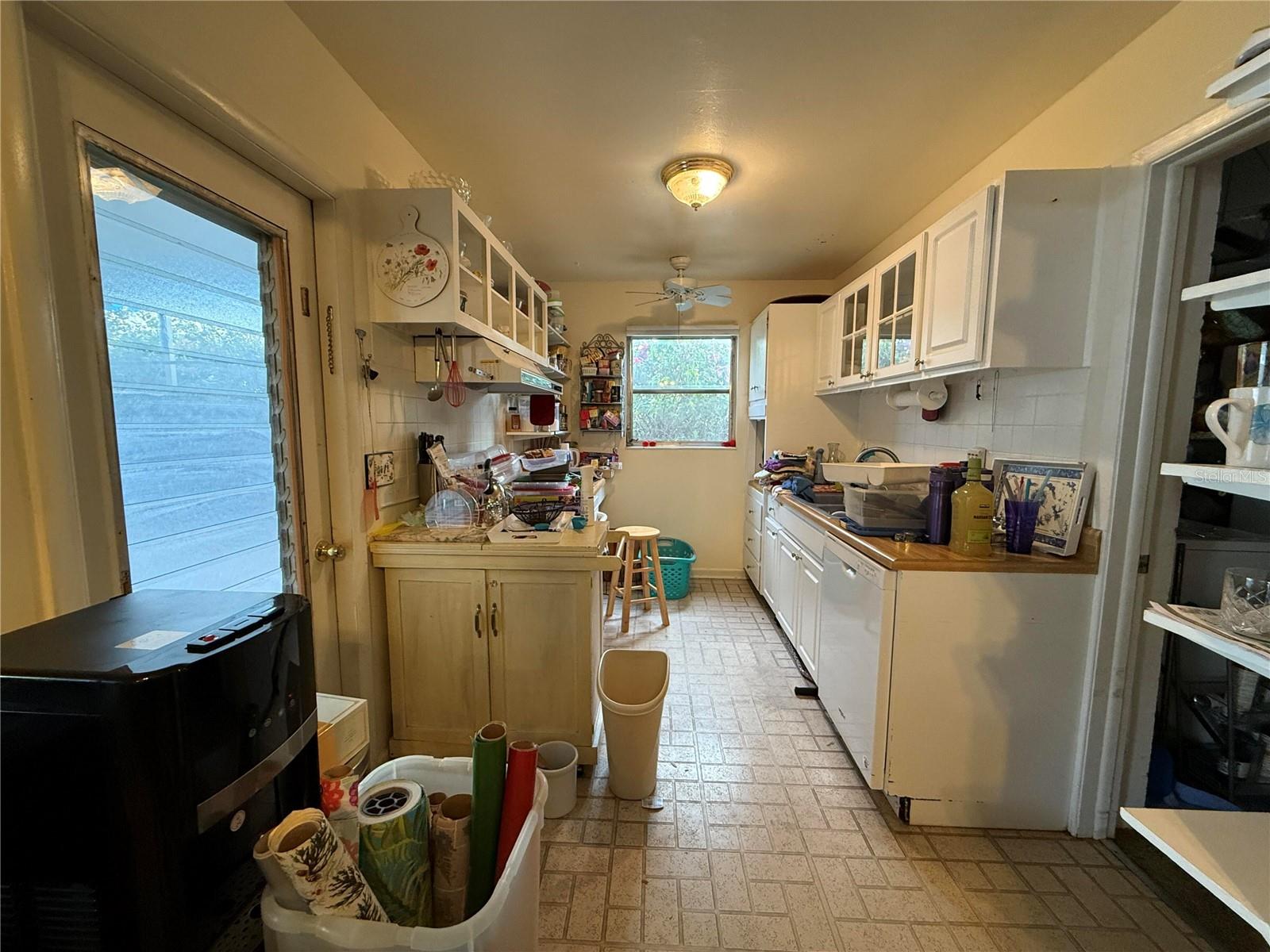 6002 TOWN N COUNTRY BLVD, TAMPA, FL, 33615