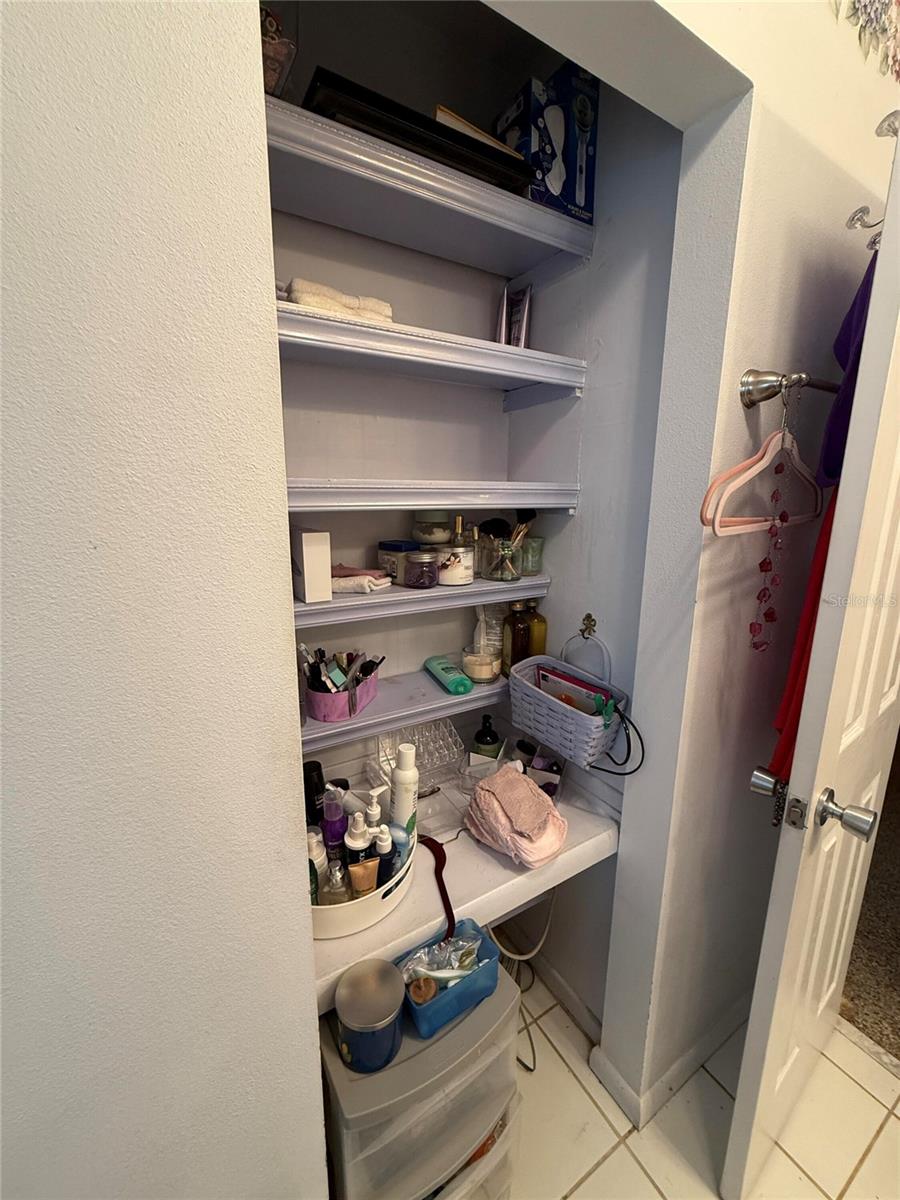 6002 TOWN N COUNTRY BLVD, TAMPA, FL, 33615