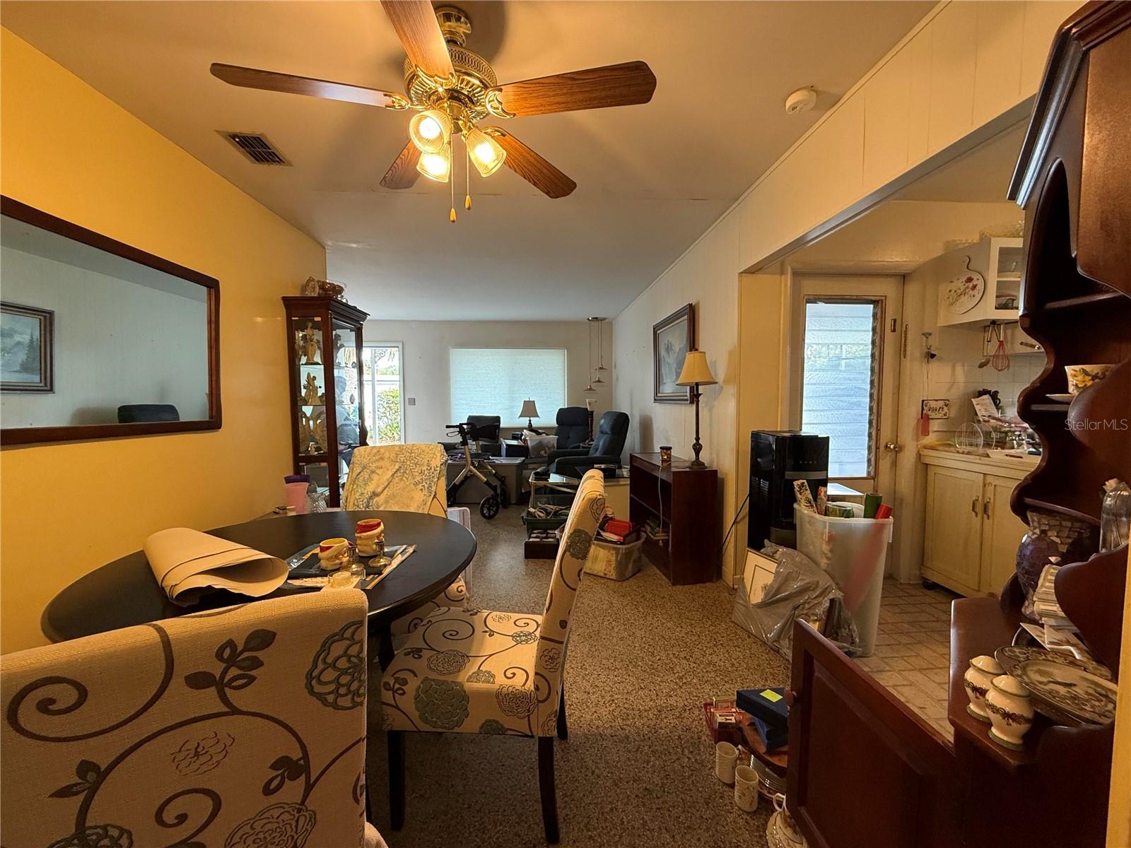 6002 TOWN N COUNTRY BLVD, TAMPA, FL, 33615