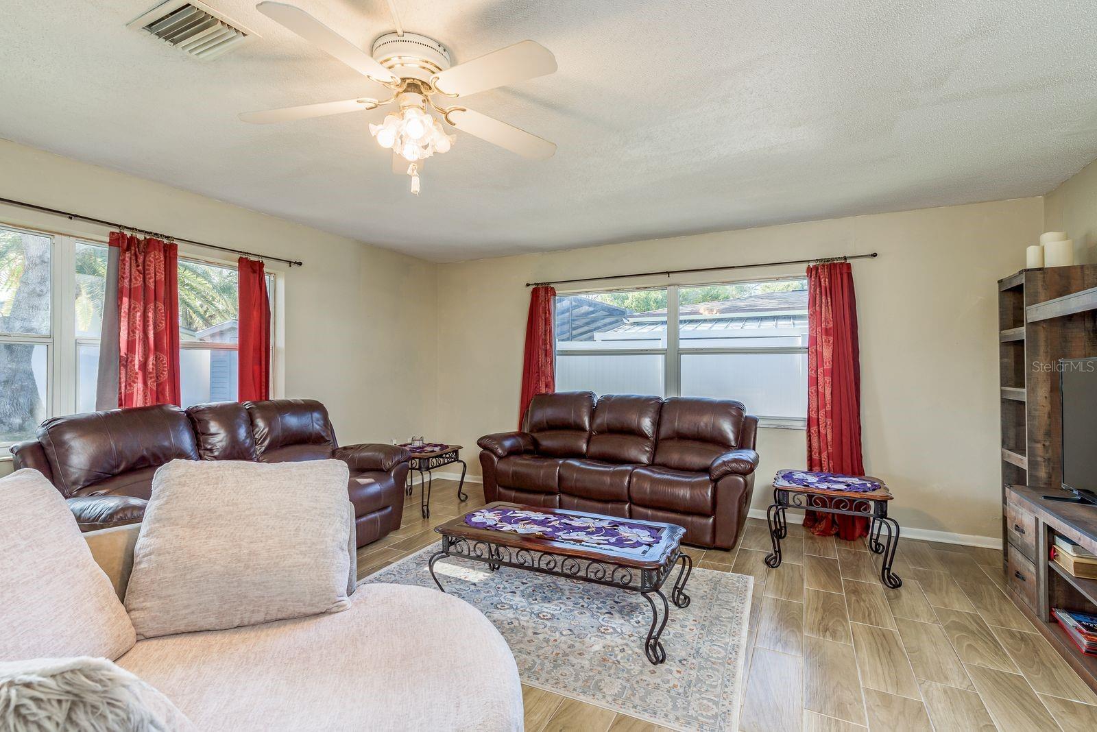 1809 CHINABERRY DR, OLDSMAR, FL, 34677