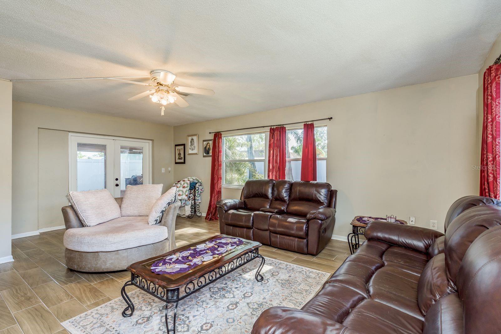 1809 CHINABERRY DR, OLDSMAR, FL, 34677