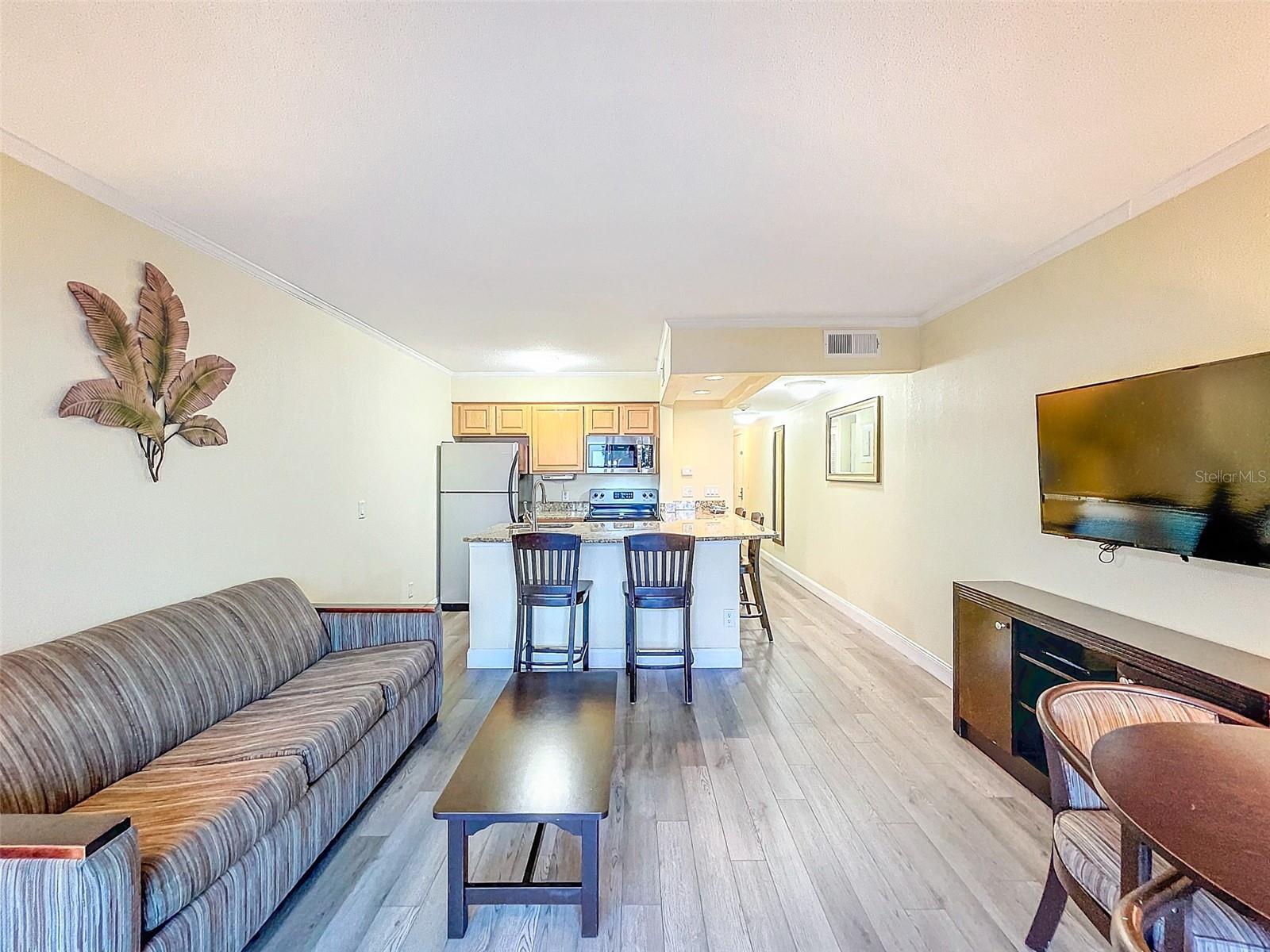 2506 N ROCKY POINT DR #208, TAMPA, FL, 33607