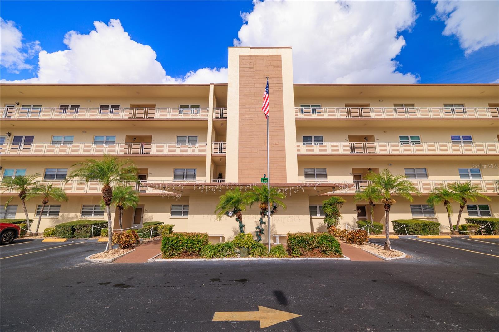 5705 80TH ST N #214, ST PETERSBURG, FL, 33709