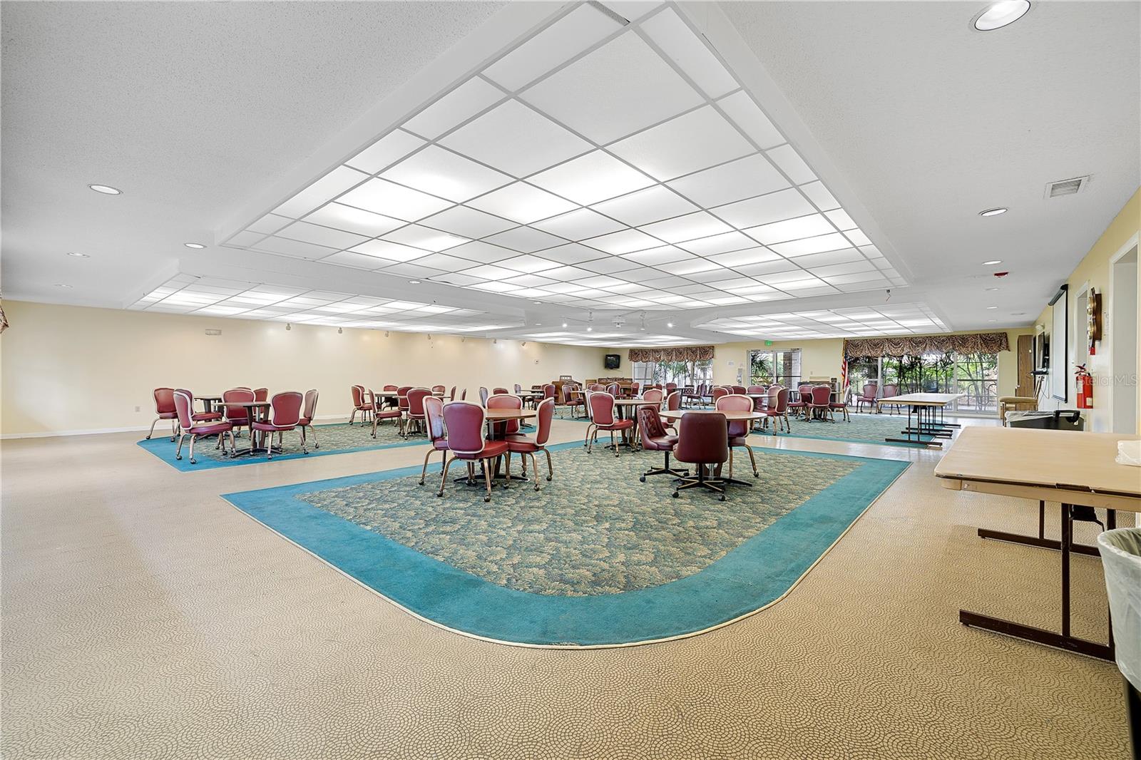 5705 80TH ST N #214, ST PETERSBURG, FL, 33709