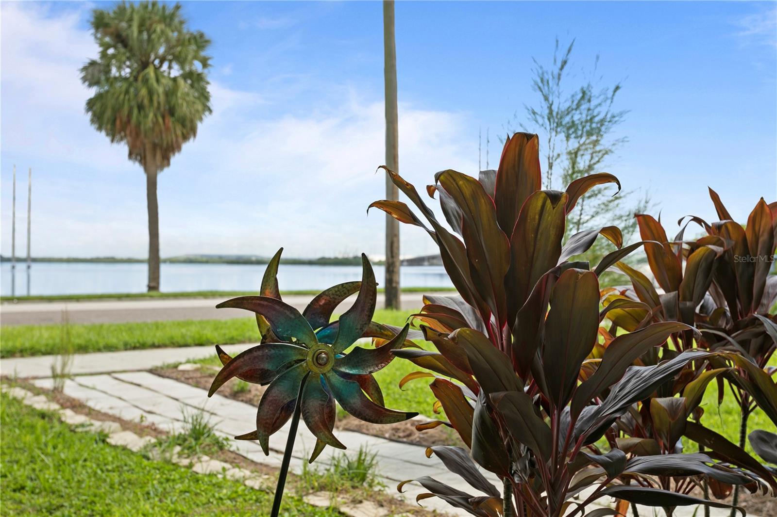 1303 S BERMUDA BLVD #A, TAMPA, FL, 33605