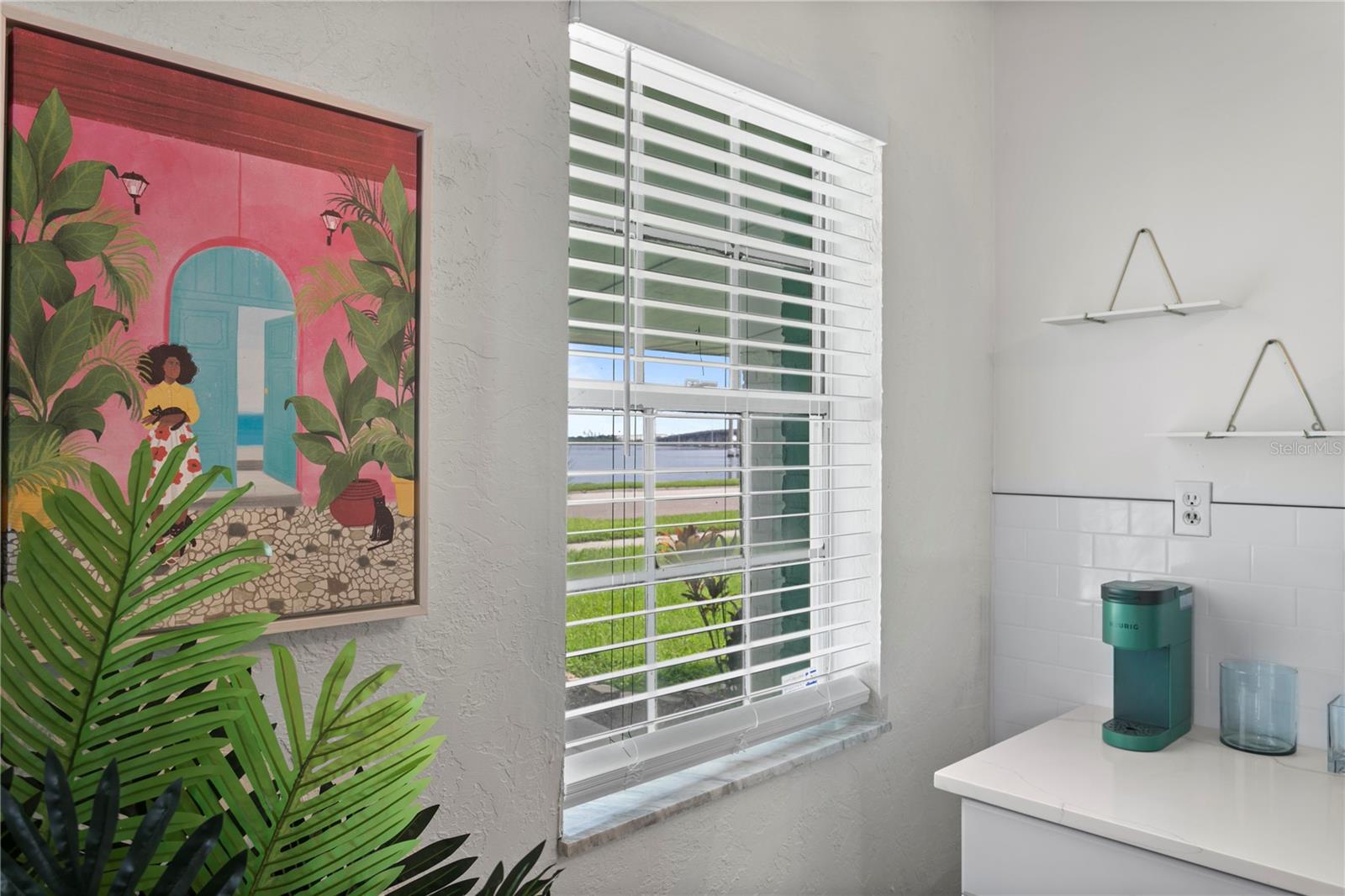 1303 S BERMUDA BLVD #A, TAMPA, FL, 33605