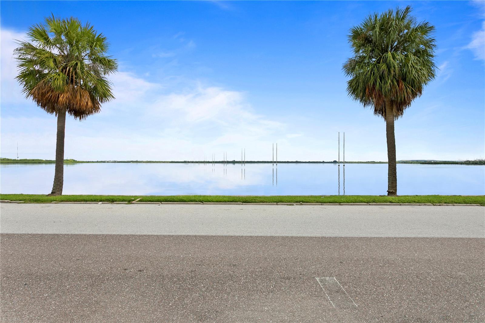 1303 S BERMUDA BLVD #A, TAMPA, FL, 33605