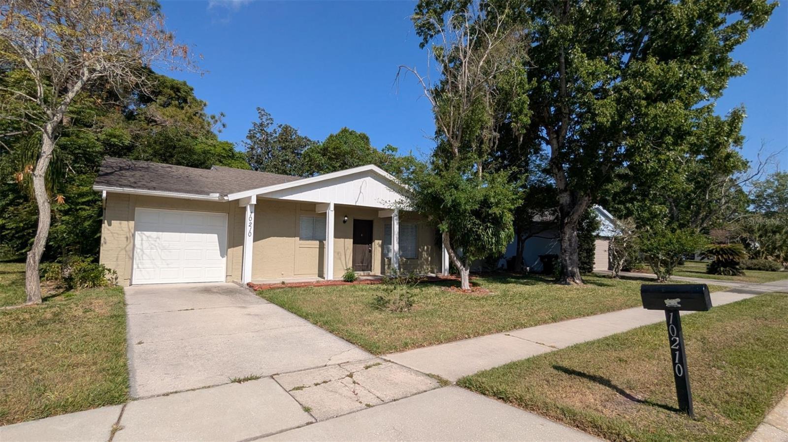 10210 GRAY EAGLE DR, ORLANDO, FL, 32821