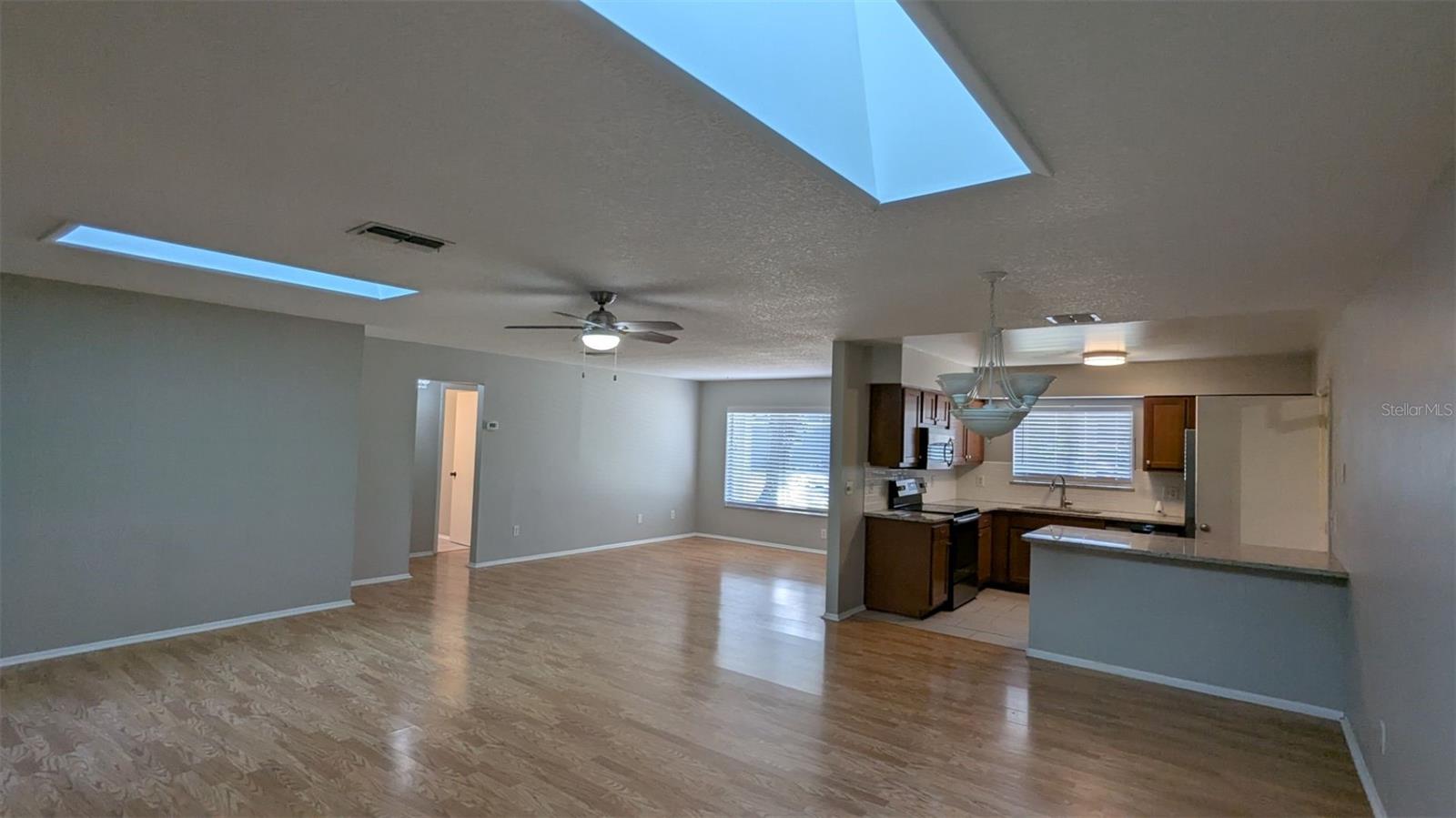 10210 GRAY EAGLE DR, ORLANDO, FL, 32821