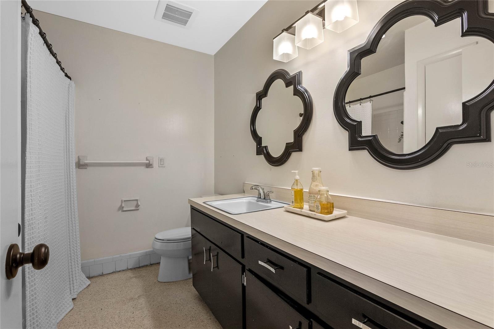 2116 ALAMEDA ST, ORLANDO, FL, 32804