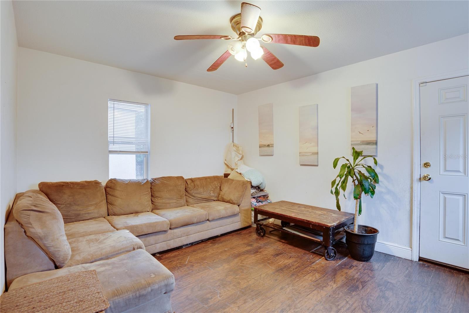 4213 SEYBOLD AVE, ORLANDO, FL, 32808