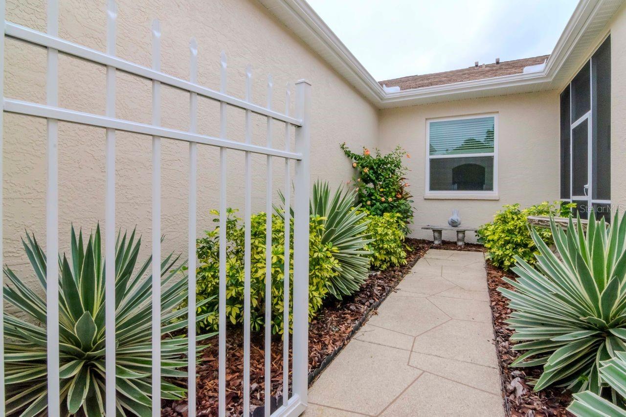 20853 EUSTIS RD, LAND O LAKES, FL, 34637