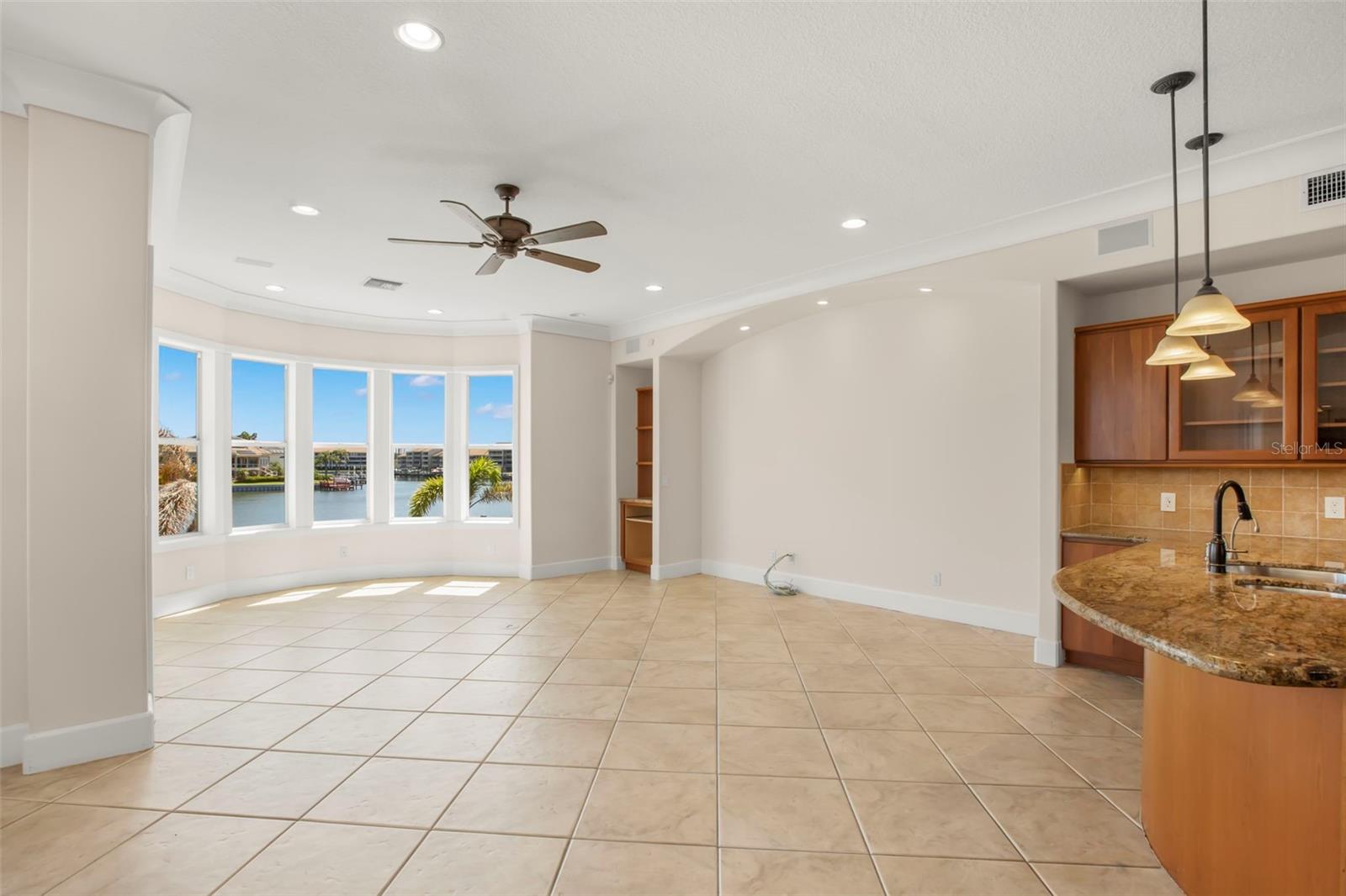 6015 KIPPS COLONY DR E, GULFPORT, FL, 33707