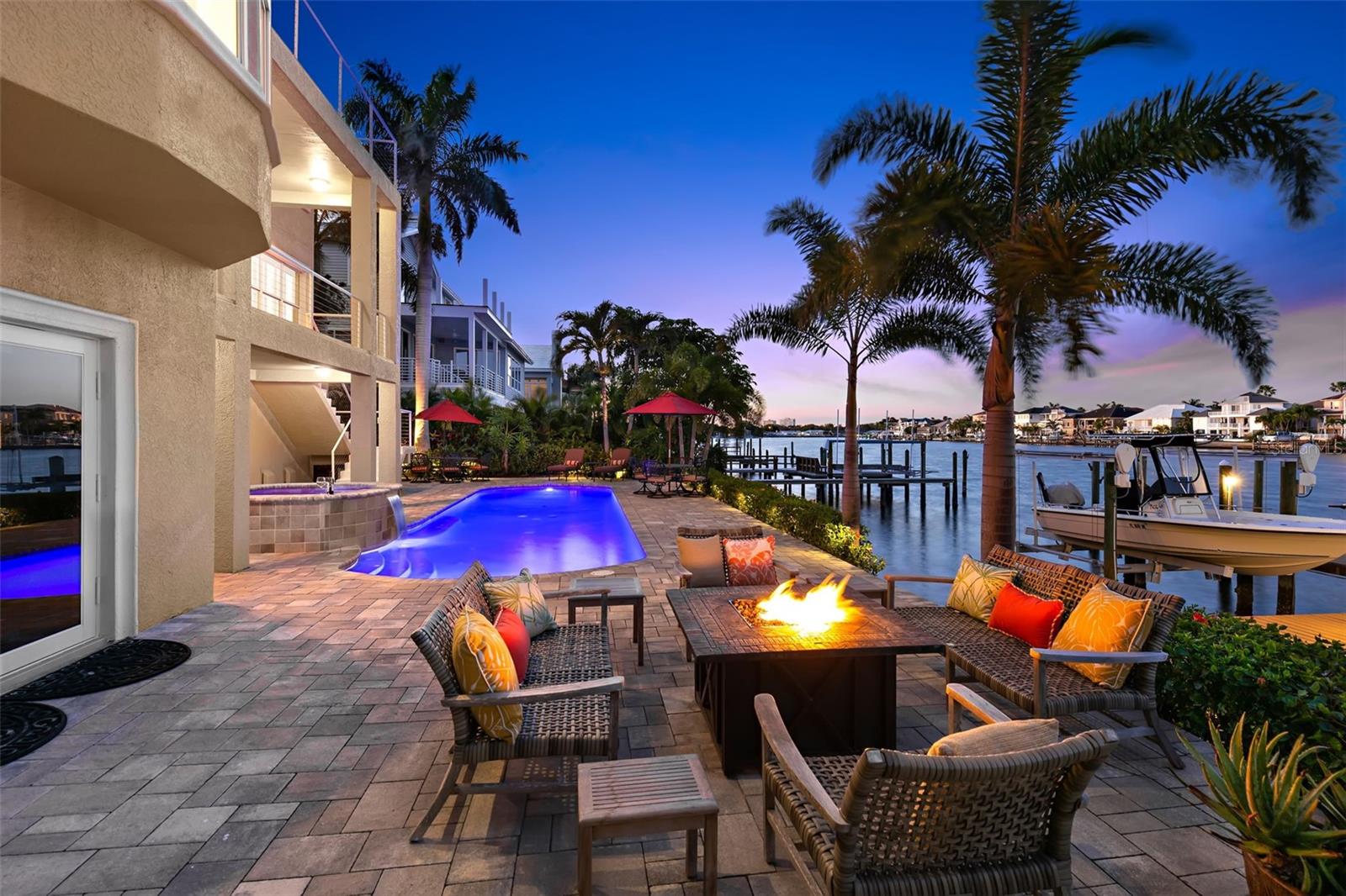 6015 KIPPS COLONY DR E, GULFPORT, FL, 33707