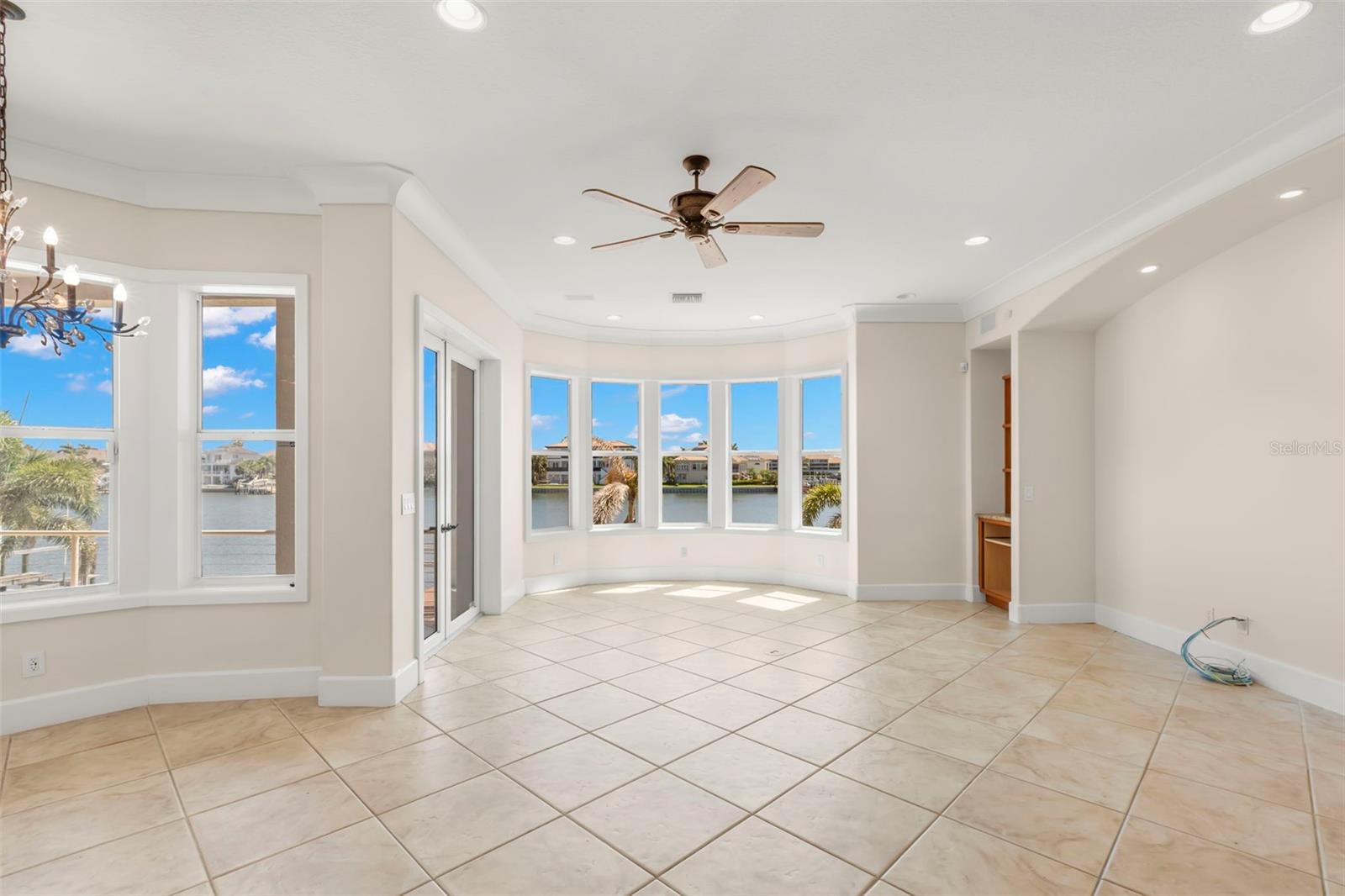 6015 KIPPS COLONY DR E, GULFPORT, FL, 33707