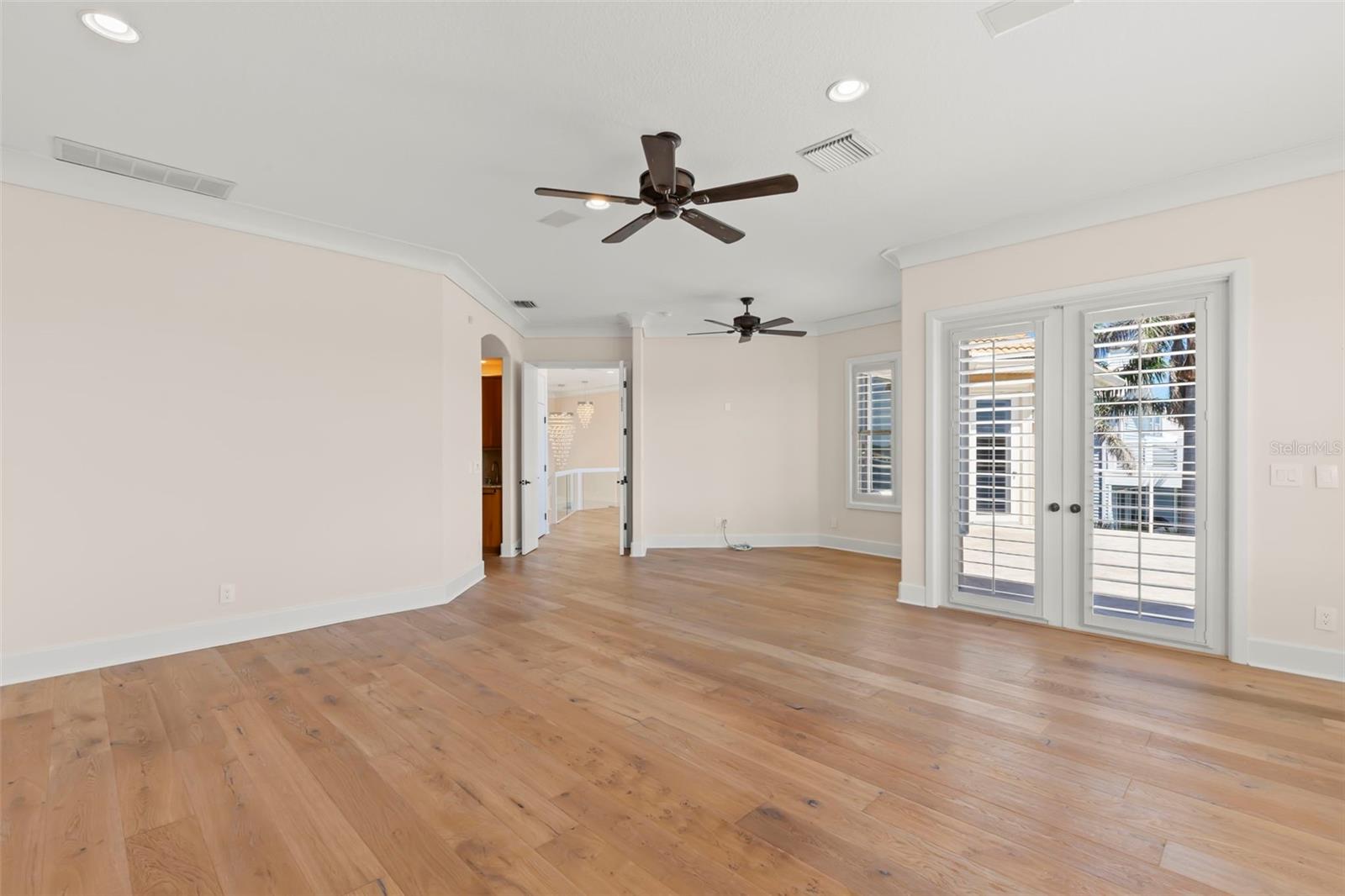 6015 KIPPS COLONY DR E, GULFPORT, FL, 33707