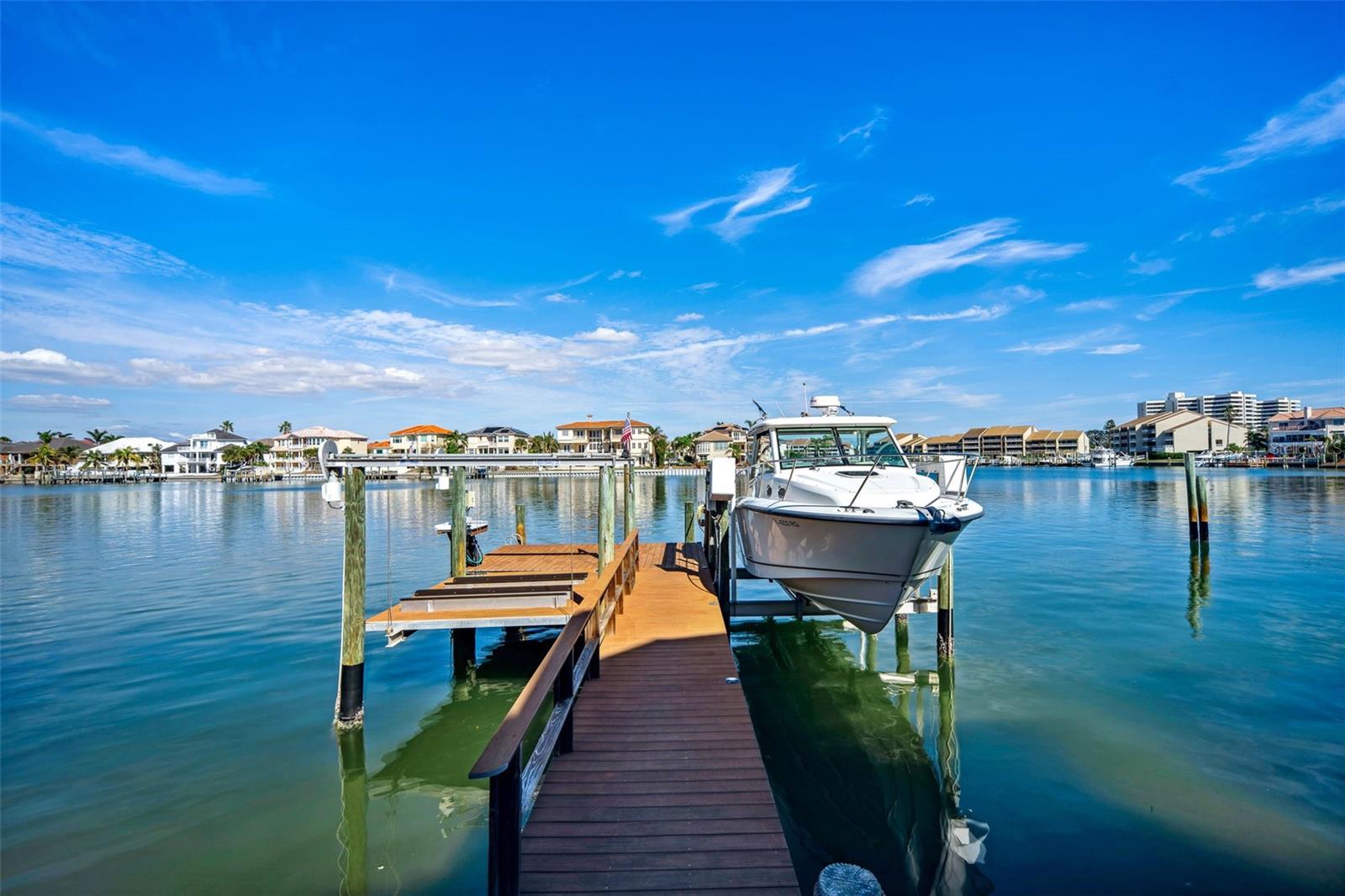 6015 KIPPS COLONY DR E, GULFPORT, FL, 33707