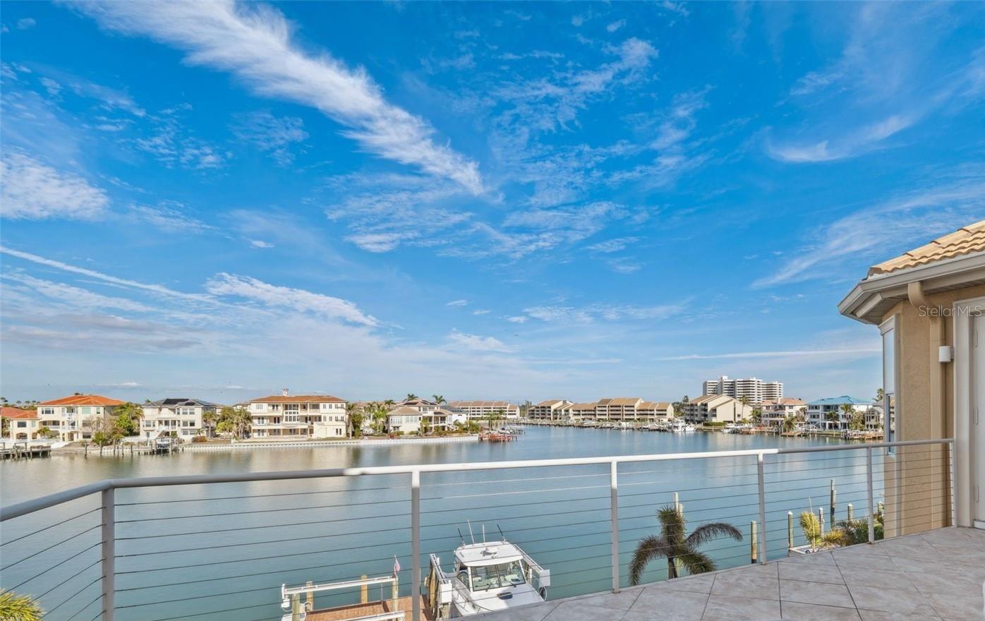 6015 KIPPS COLONY DR E, GULFPORT, FL, 33707