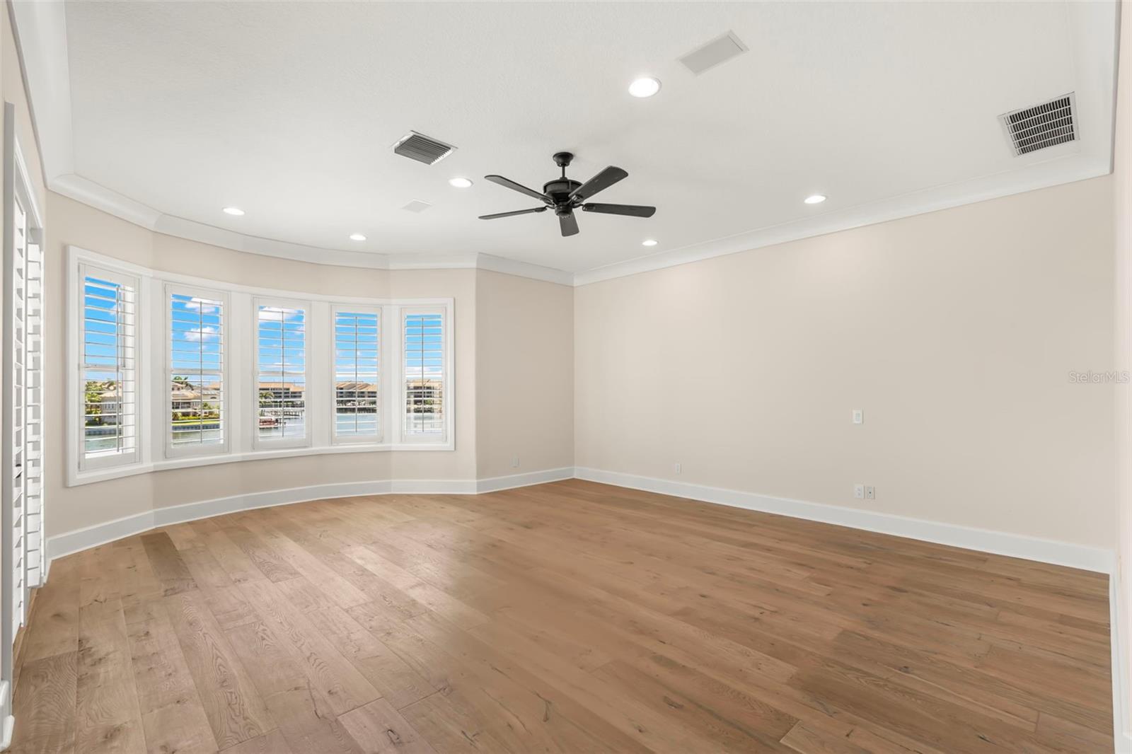 6015 KIPPS COLONY DR E, GULFPORT, FL, 33707