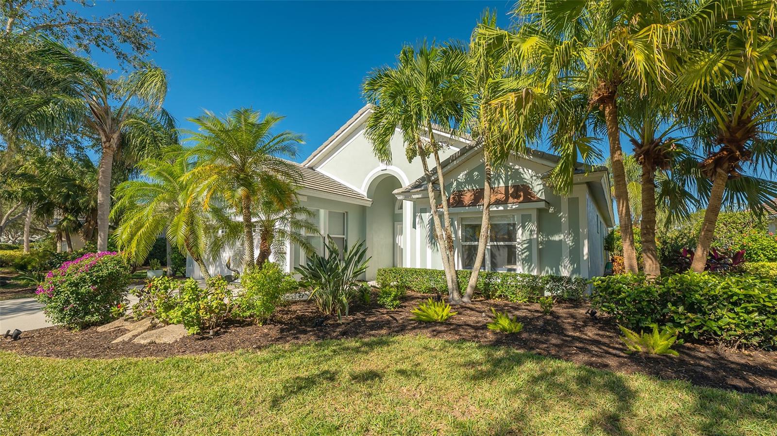 6523 VIRGINIA XING, UNIVERSITY PARK, FL, 34201