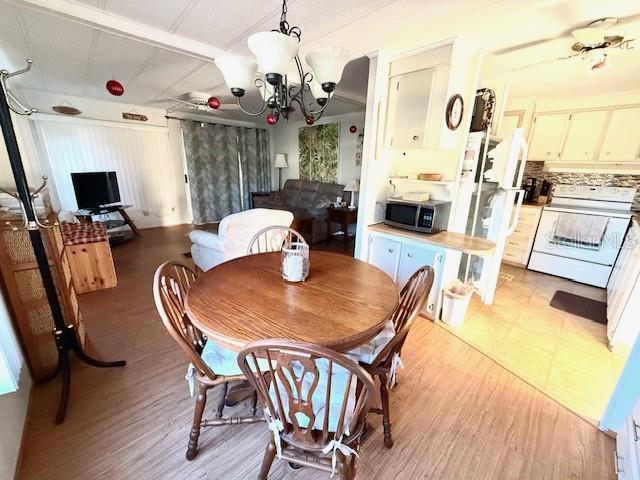 5222 POINCIANA CIR, NEW PORT RICHEY, FL, 34653