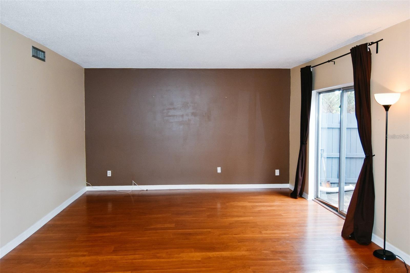 1000 S SEMORAN BLVD #811, WINTER PARK, FL, 32792