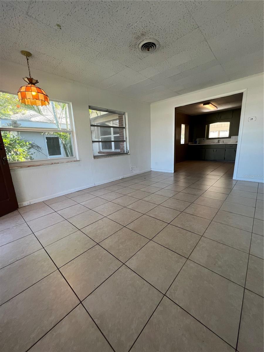 2508 50TH AVE N, ST PETERSBURG, FL, 33714