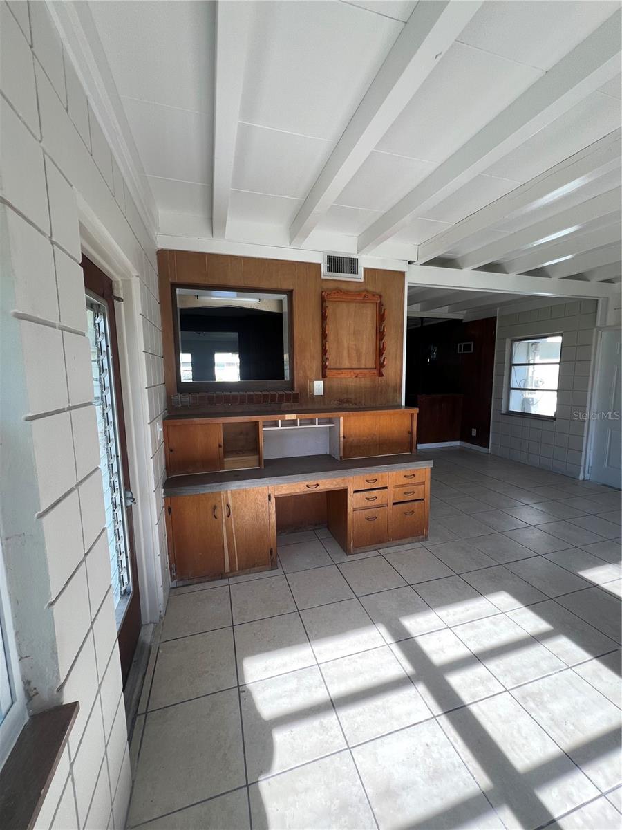 2508 50TH AVE N, ST PETERSBURG, FL, 33714