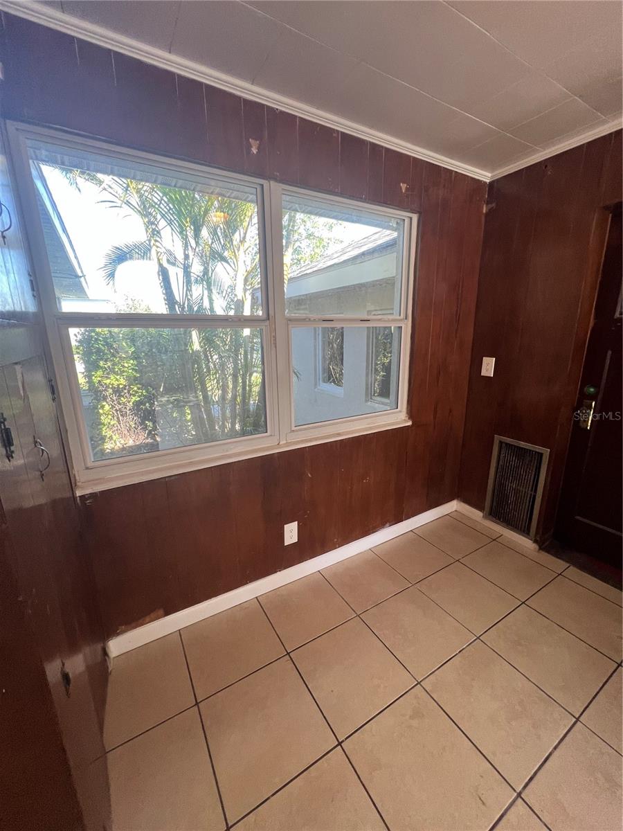 2508 50TH AVE N, ST PETERSBURG, FL, 33714