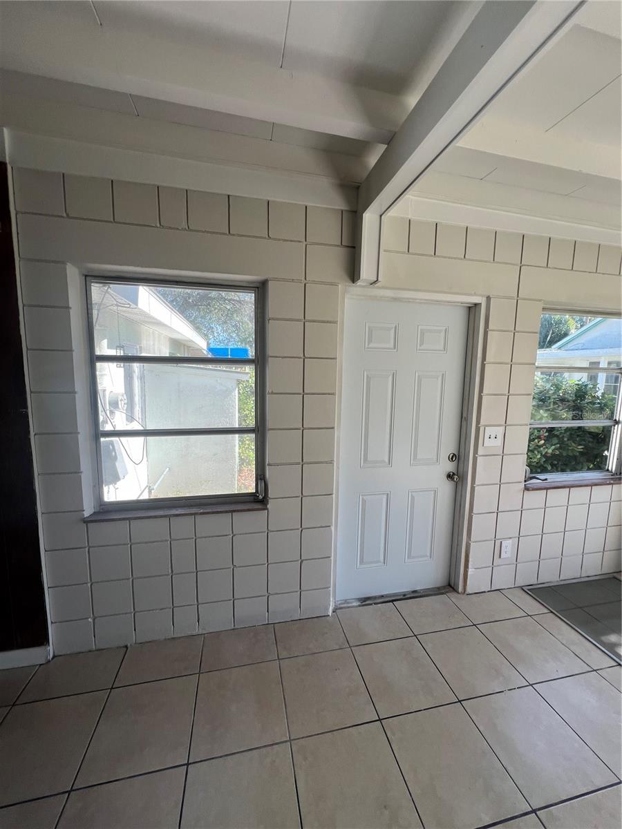 2508 50TH AVE N, ST PETERSBURG, FL, 33714