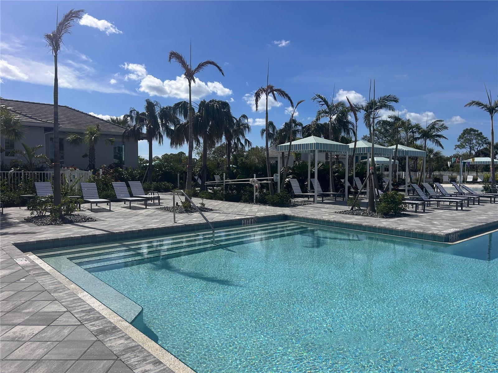 10025 LAKE WALES CIR, SARASOTA, FL, 34241