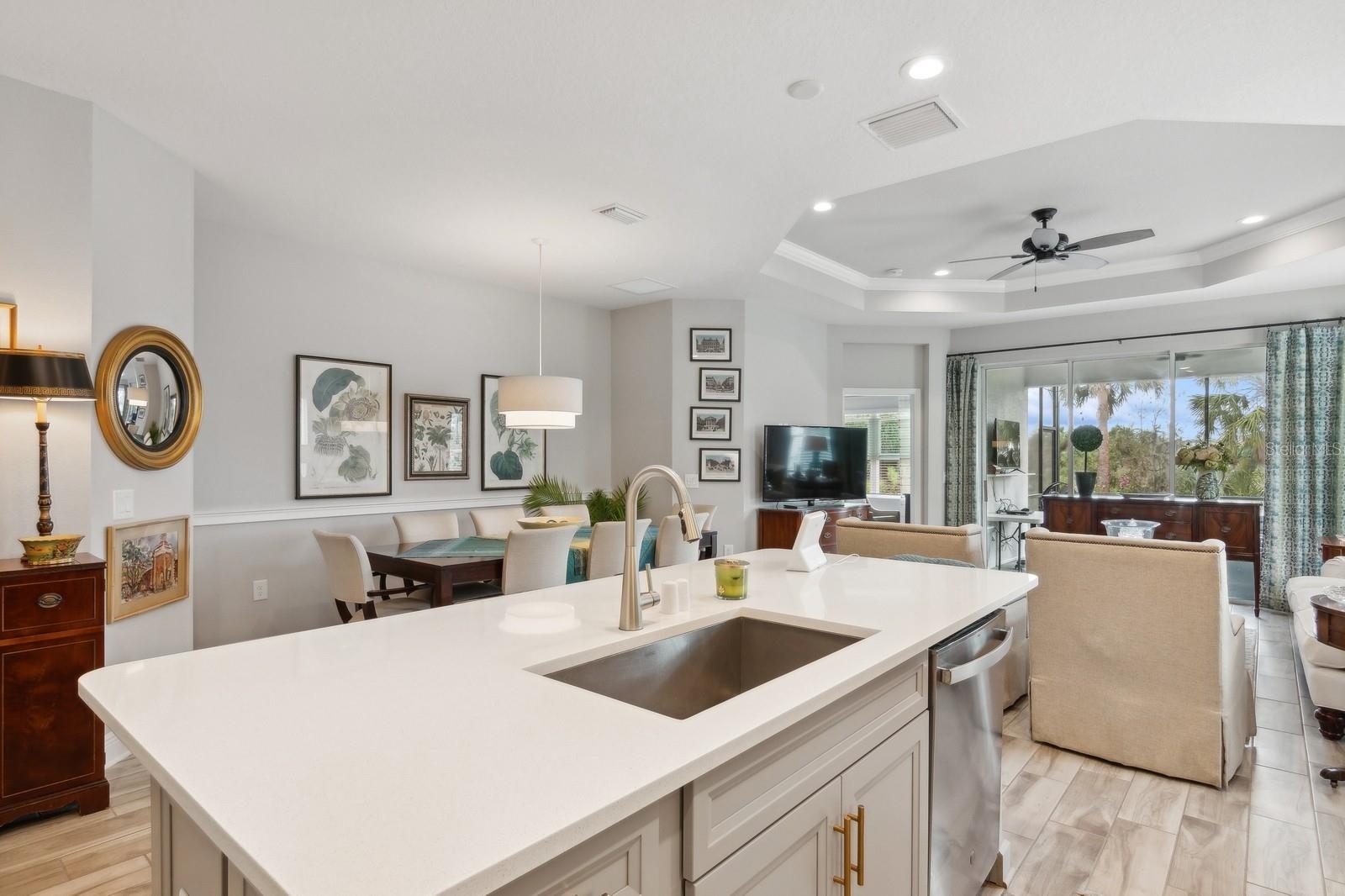 10025 LAKE WALES CIR, SARASOTA, FL, 34241