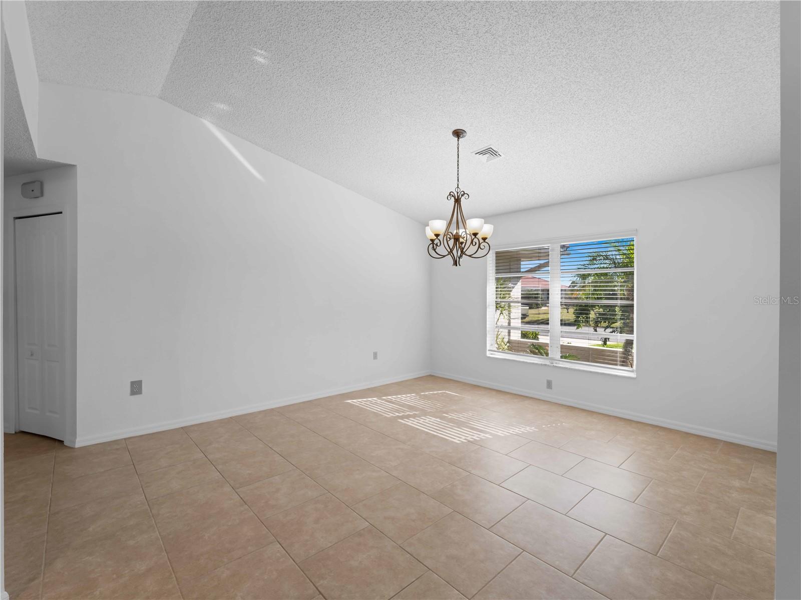 1678 QUAIL LAKE DR, VENICE, FL, 34293