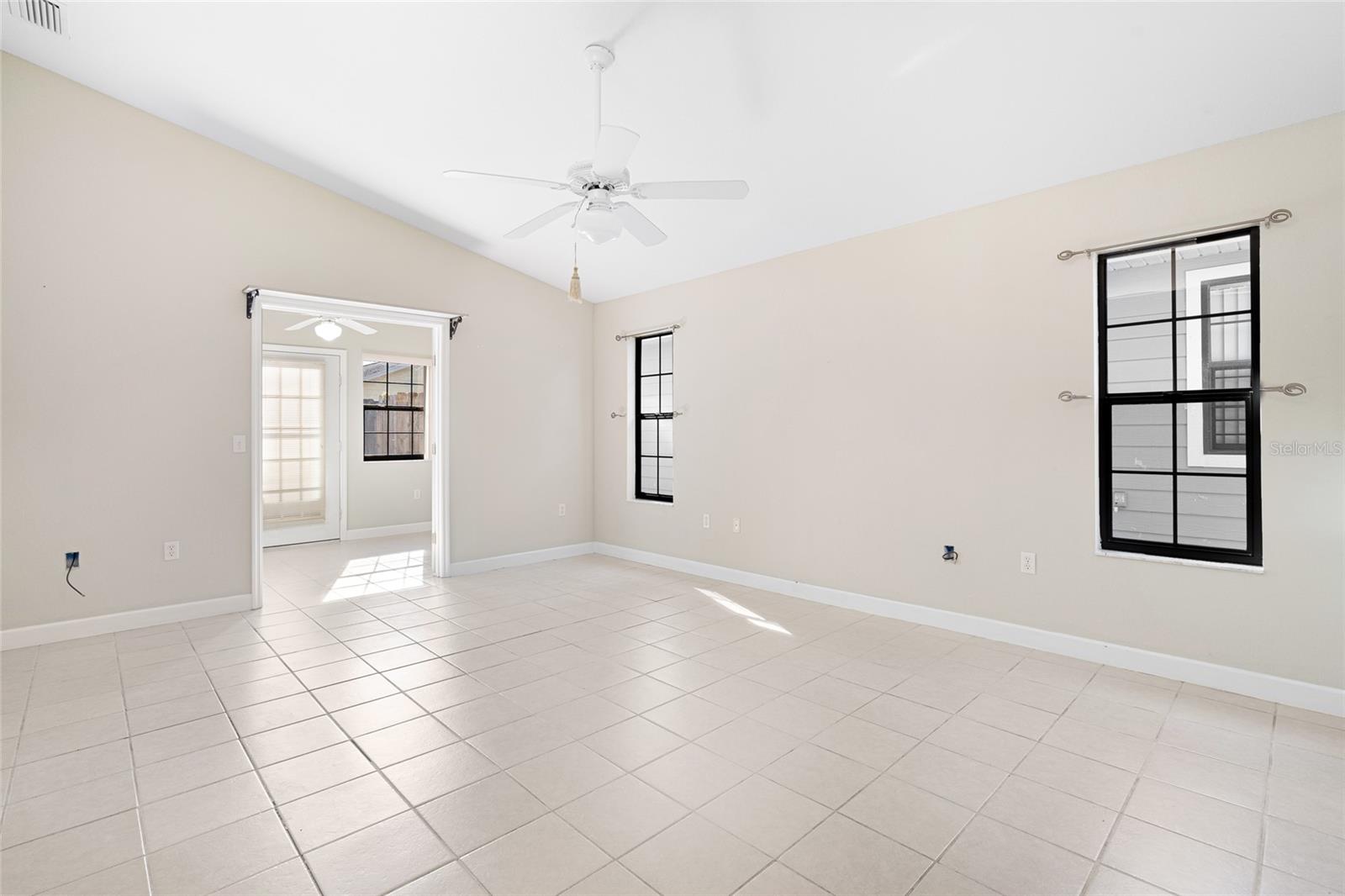 3914 NE 22ND LN, OCALA, FL, 34470