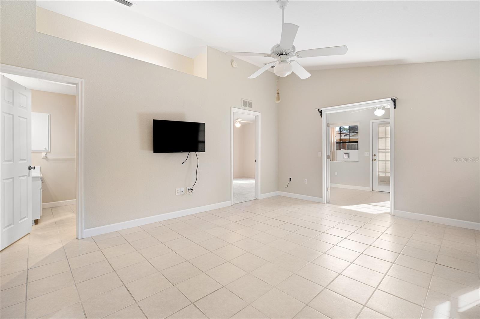 3914 NE 22ND LN, OCALA, FL, 34470