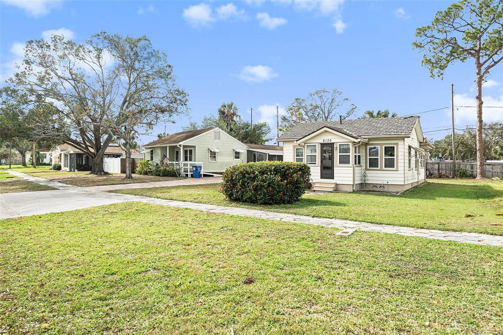8130 3RD ST N, ST PETERSBURG, FL, 33702