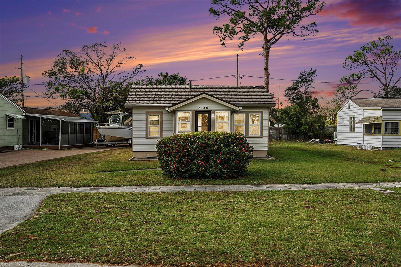 8130 3RD ST N, ST PETERSBURG, FL, 33702