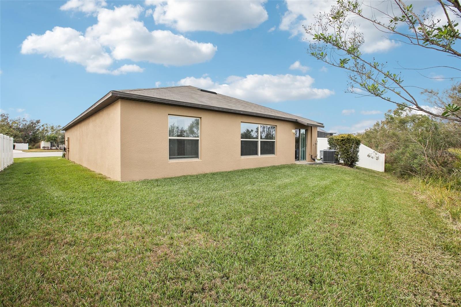 2964 MOULDEN HOLLOW DR, ZEPHYRHILLS, FL, 33540
