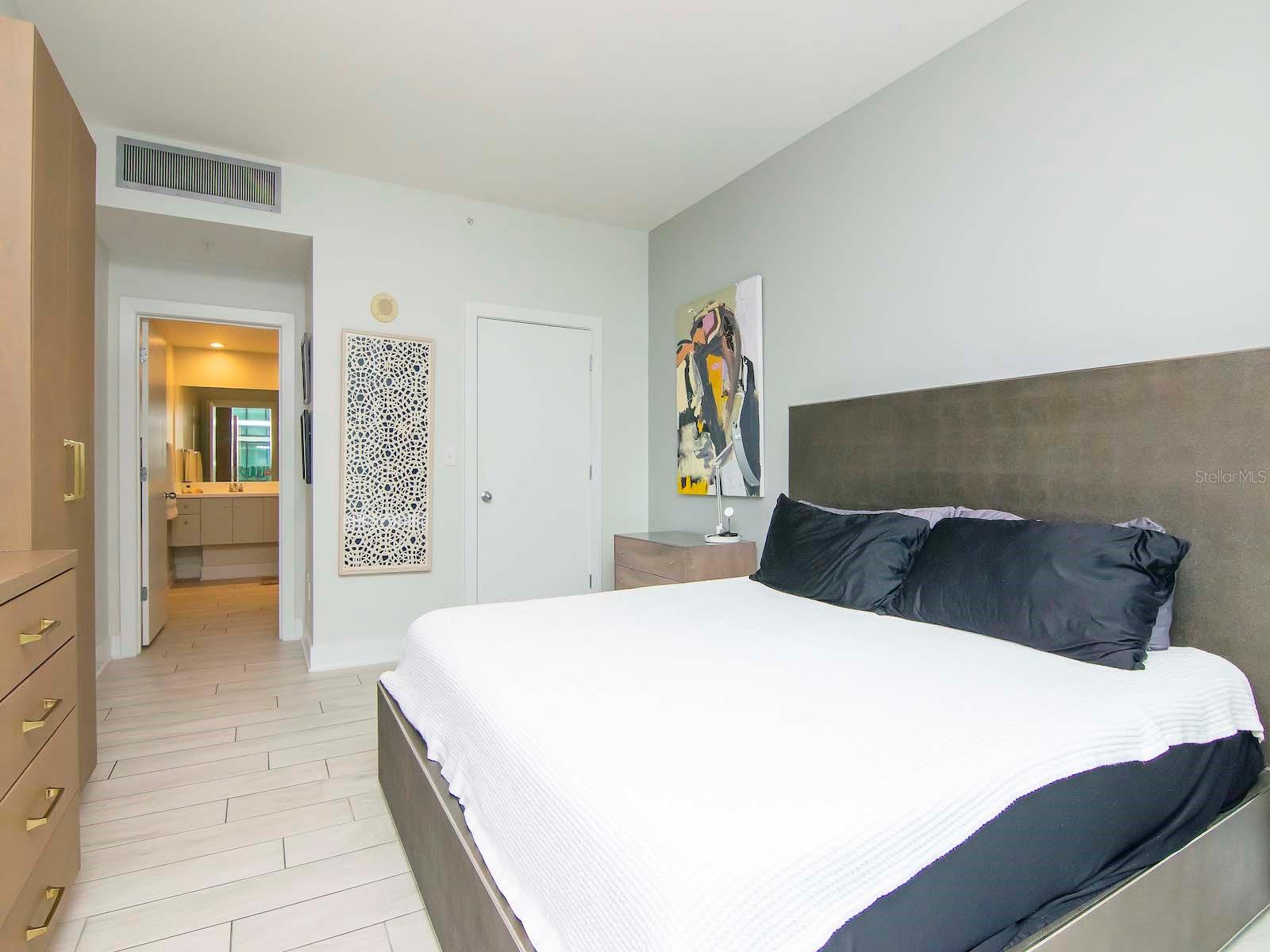 1120 E KENNEDY BLVD #419, TAMPA, FL, 33602
