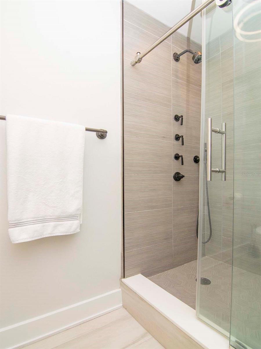 1120 E KENNEDY BLVD #419, TAMPA, FL, 33602