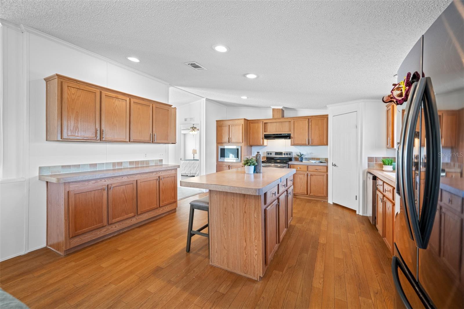 5865 LEE RD, HAINES CITY, FL, 33844